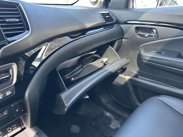 Certified 2022 Honda Pilot Touring image 18