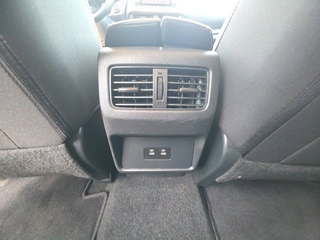 Used 2025 Nissan Rogue SV image 23