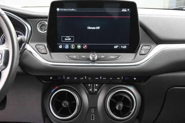 Used 2024 Chevrolet Blazer LT w/ Convenience Package FWD image 12