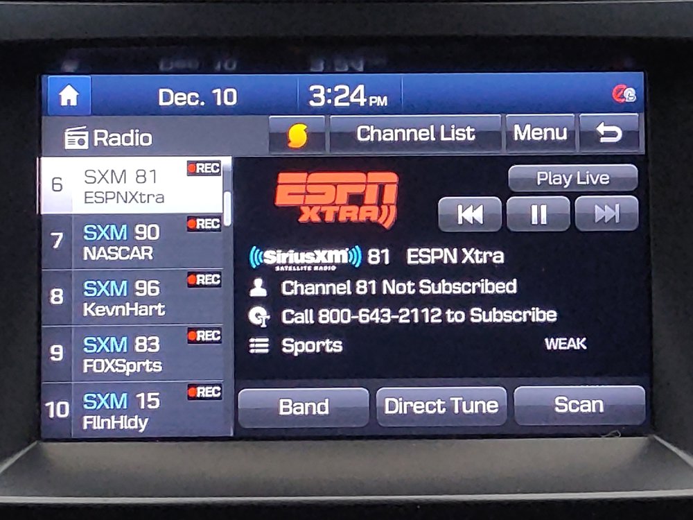 Used 2018 Hyundai Santa Fe SE image 25