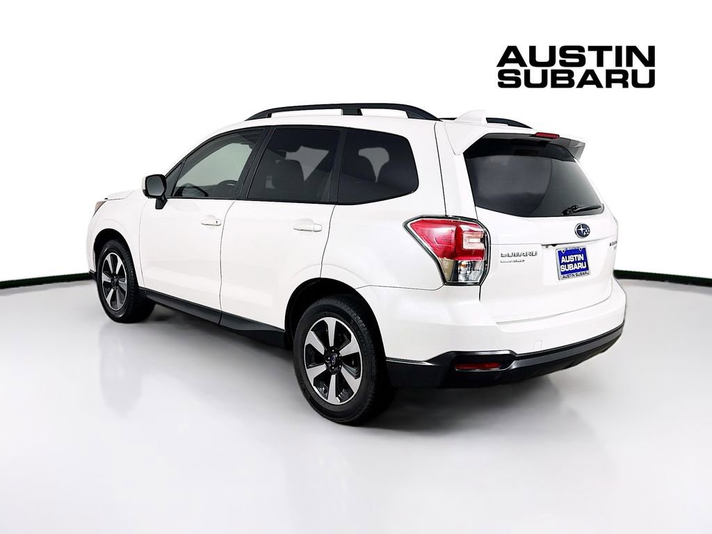 Used 2017 Subaru Forester 2.5i Premium AWD/4WD image 5