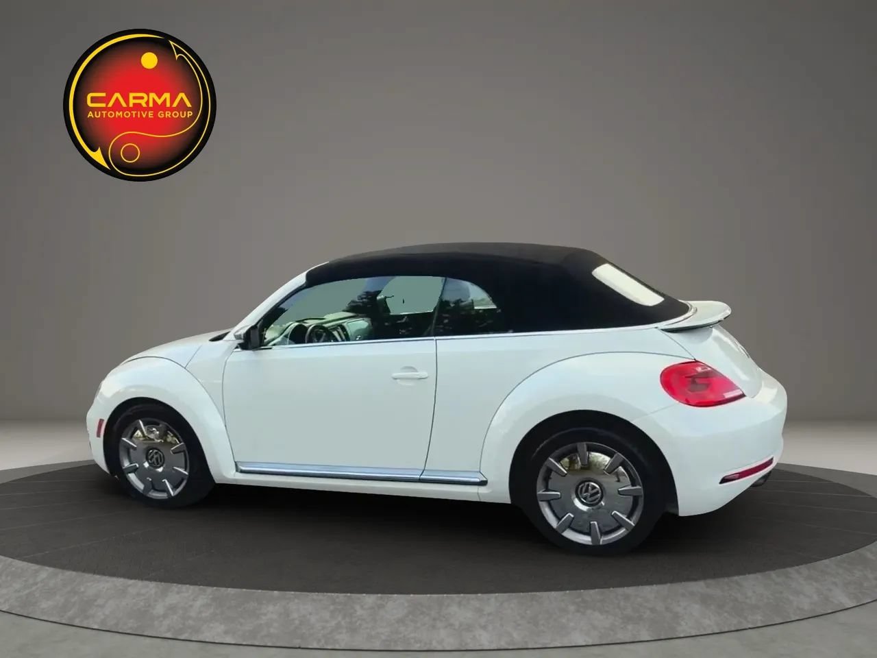 Used 2014 Volkswagen Beetle TDI FWD image 56
