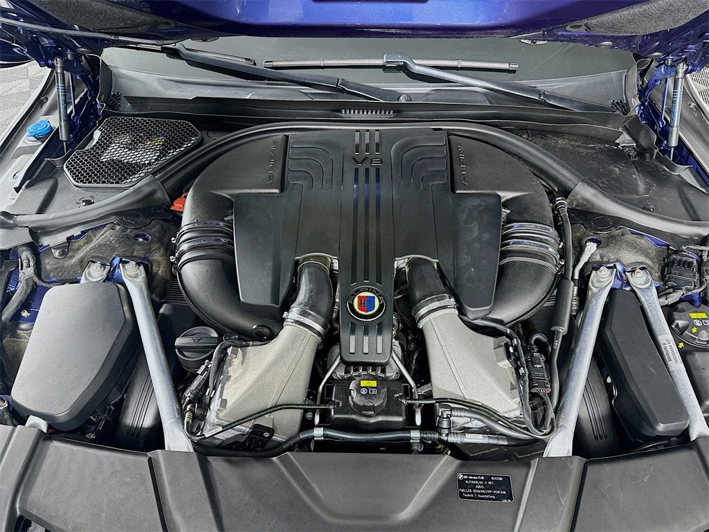 Used 2019 BMW ALPINA B7 xDrive w/ Luxury Rear Seating Package image 33