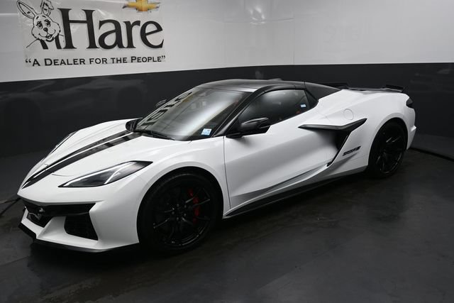 Used 2027 Chevrolet Corvette Grand Sport w/ Stealth Interior Trim Package RWD image 26