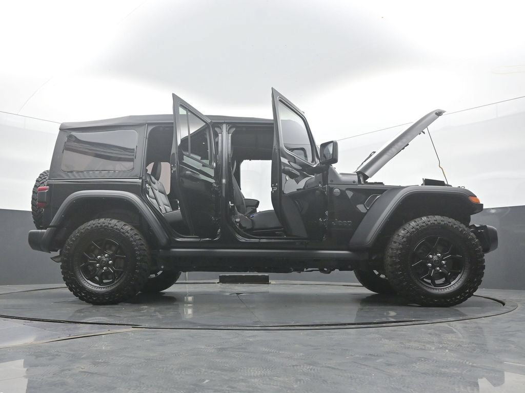 Used 2025 Jeep Wrangler Unlimited Sport AWD/4WD image 59