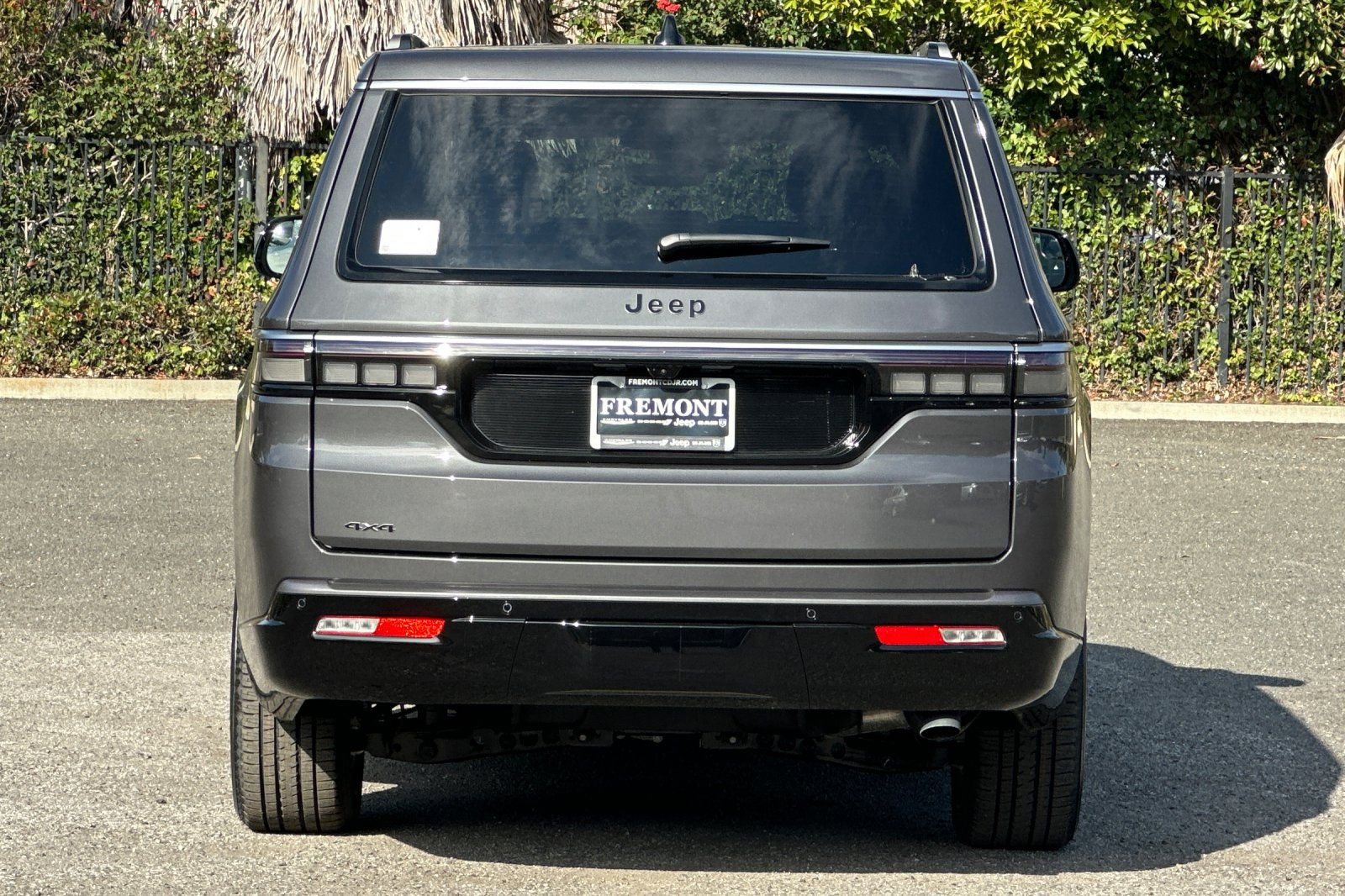 New 2026 Jeep Grand Wagoneer L 4WD image 4