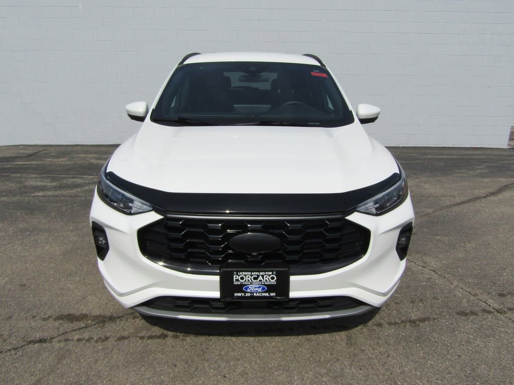 Used 2023 Ford Escape ST-Line Select w/ Tech Pack #2 AWD/4WD image 3