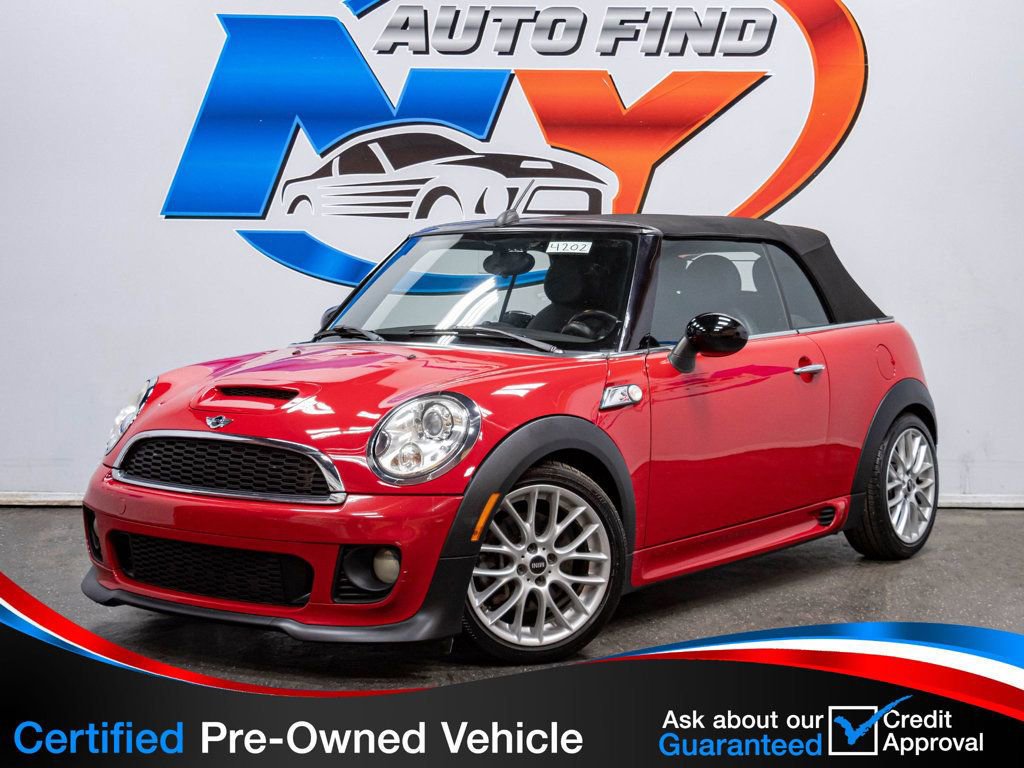 Used 2013 MINI Cooper S image 1