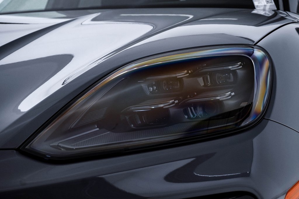 New 2026 Porsche Cayenne image 7