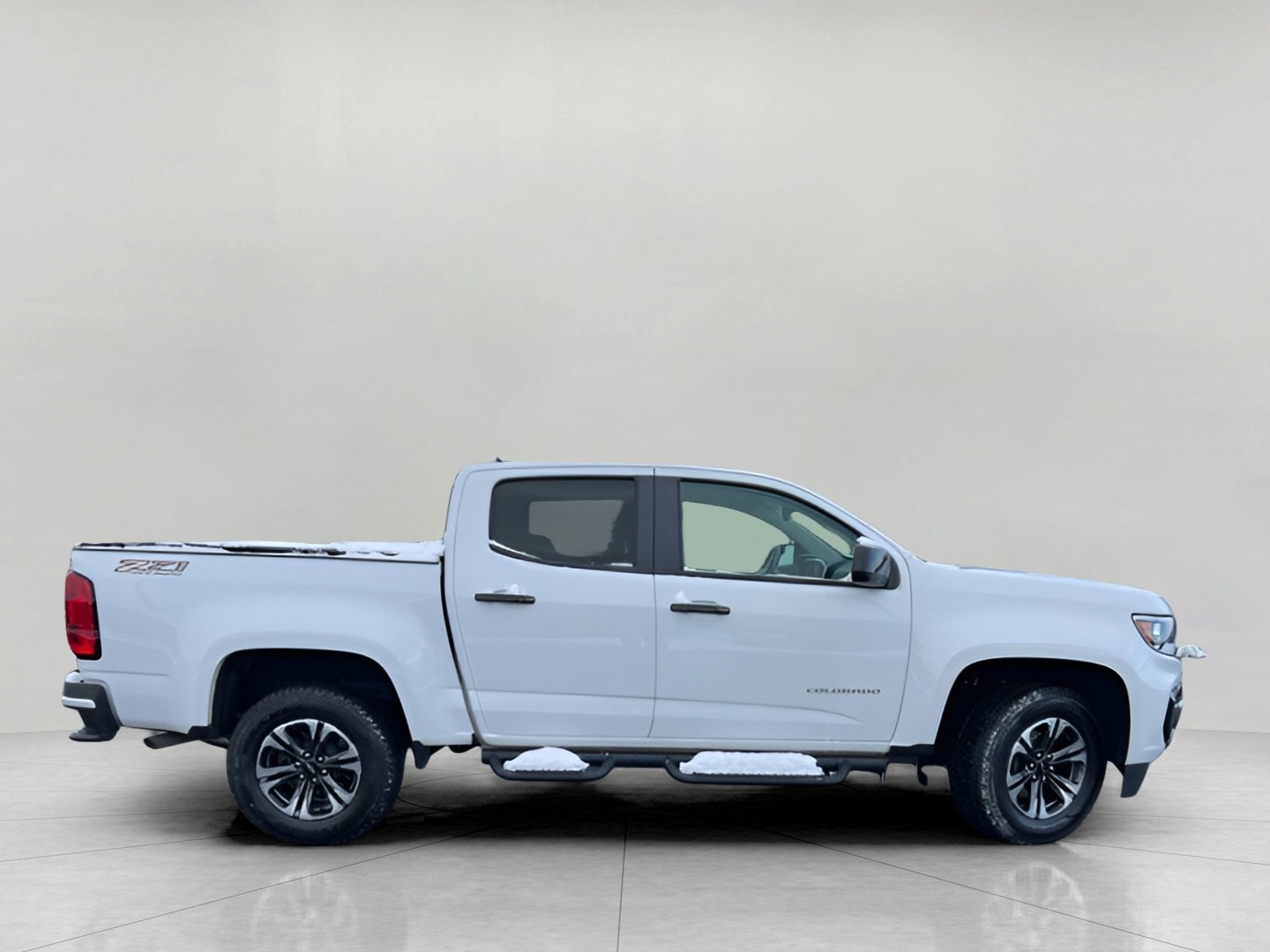 Used 2021 Chevrolet Colorado Z71 w/ LPO, Tonneau and Step Package image 9
