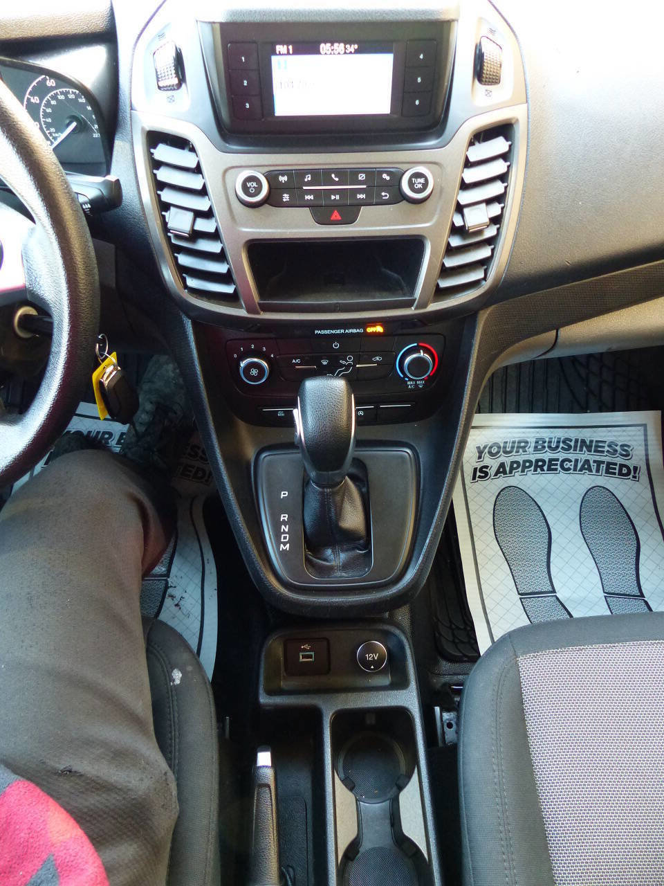 Used 2020 Ford Transit Connect XL image 29