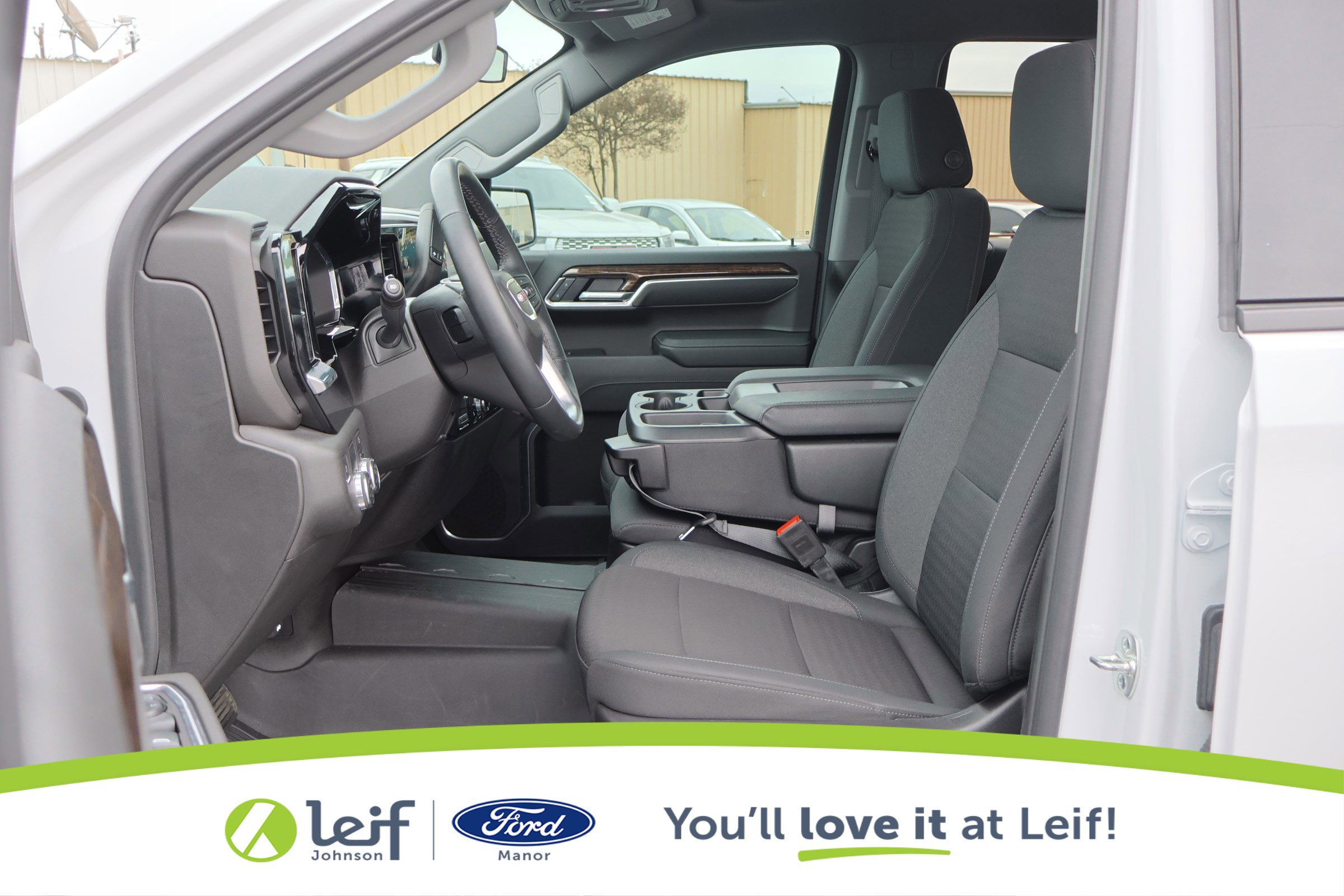 Used 2025 GMC Sierra 1500 Elevation image 11