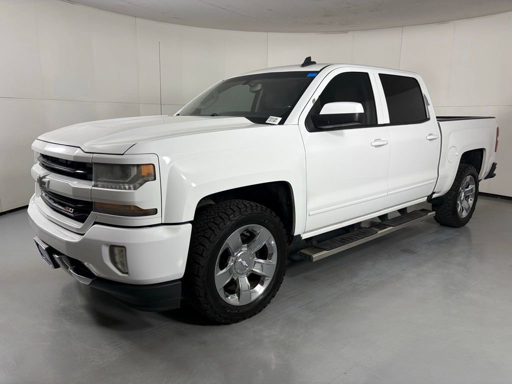 Used 2016 Chevrolet Silverado 1500 LT w/ LT Convenience Package image 4