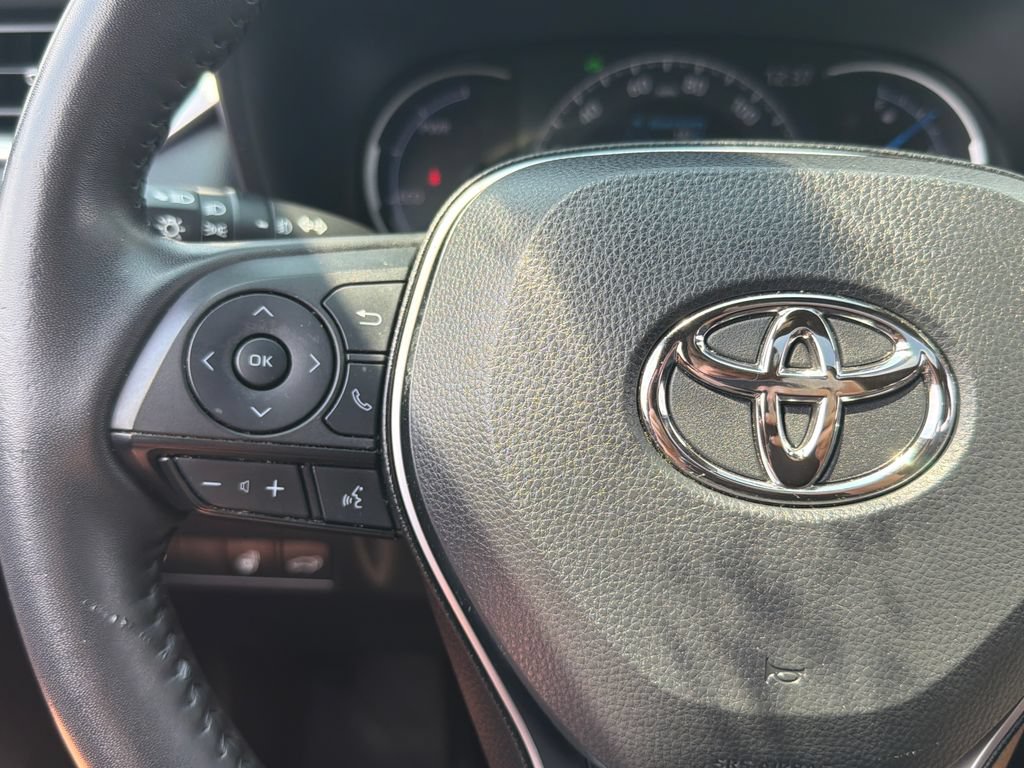 Used 2021 Toyota RAV4 XSE w/ XSE Grade Weather Package AWD/4WD image 13