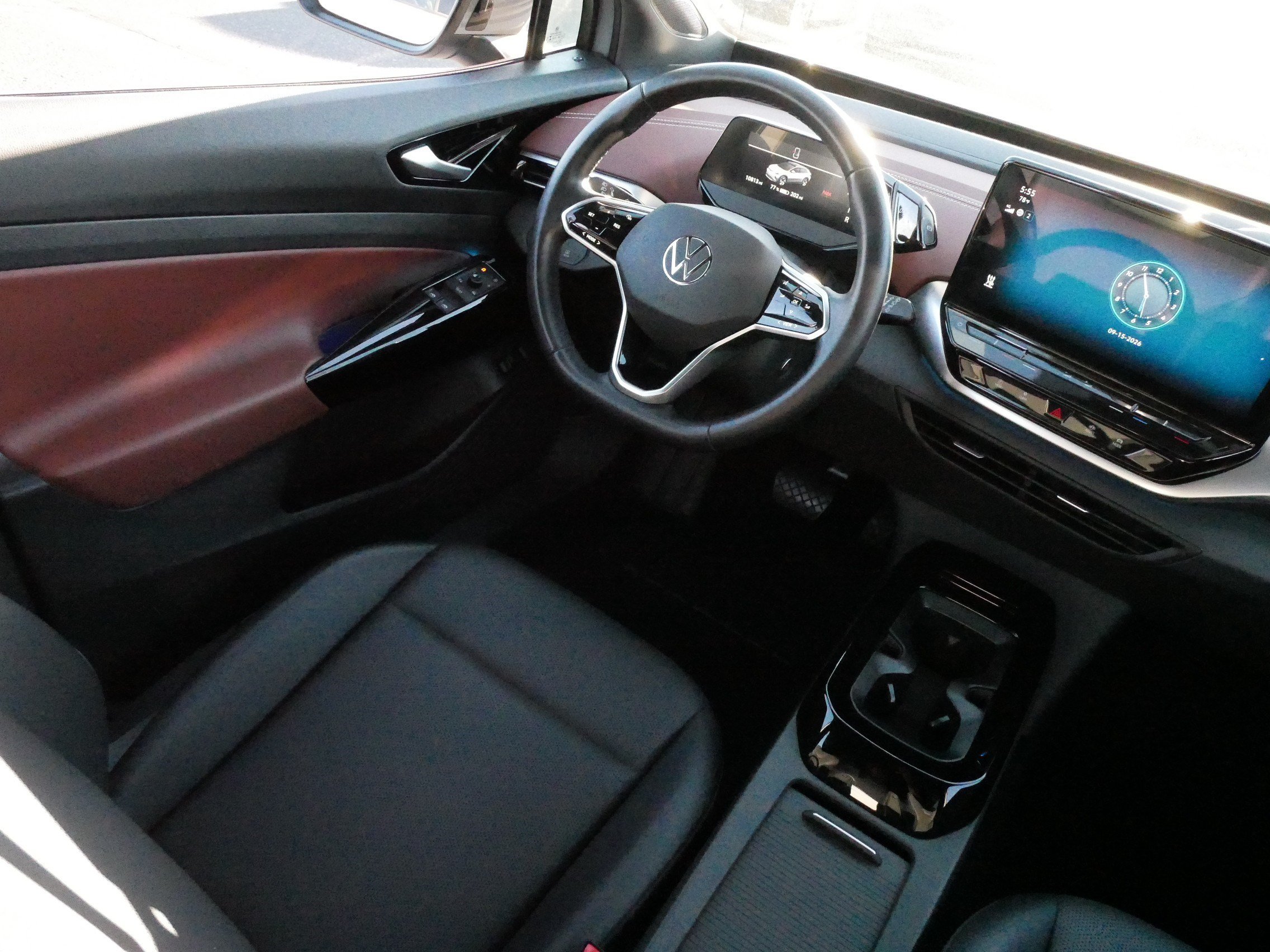 Used 2021 Volkswagen ID.4 Pro S RWD image 9