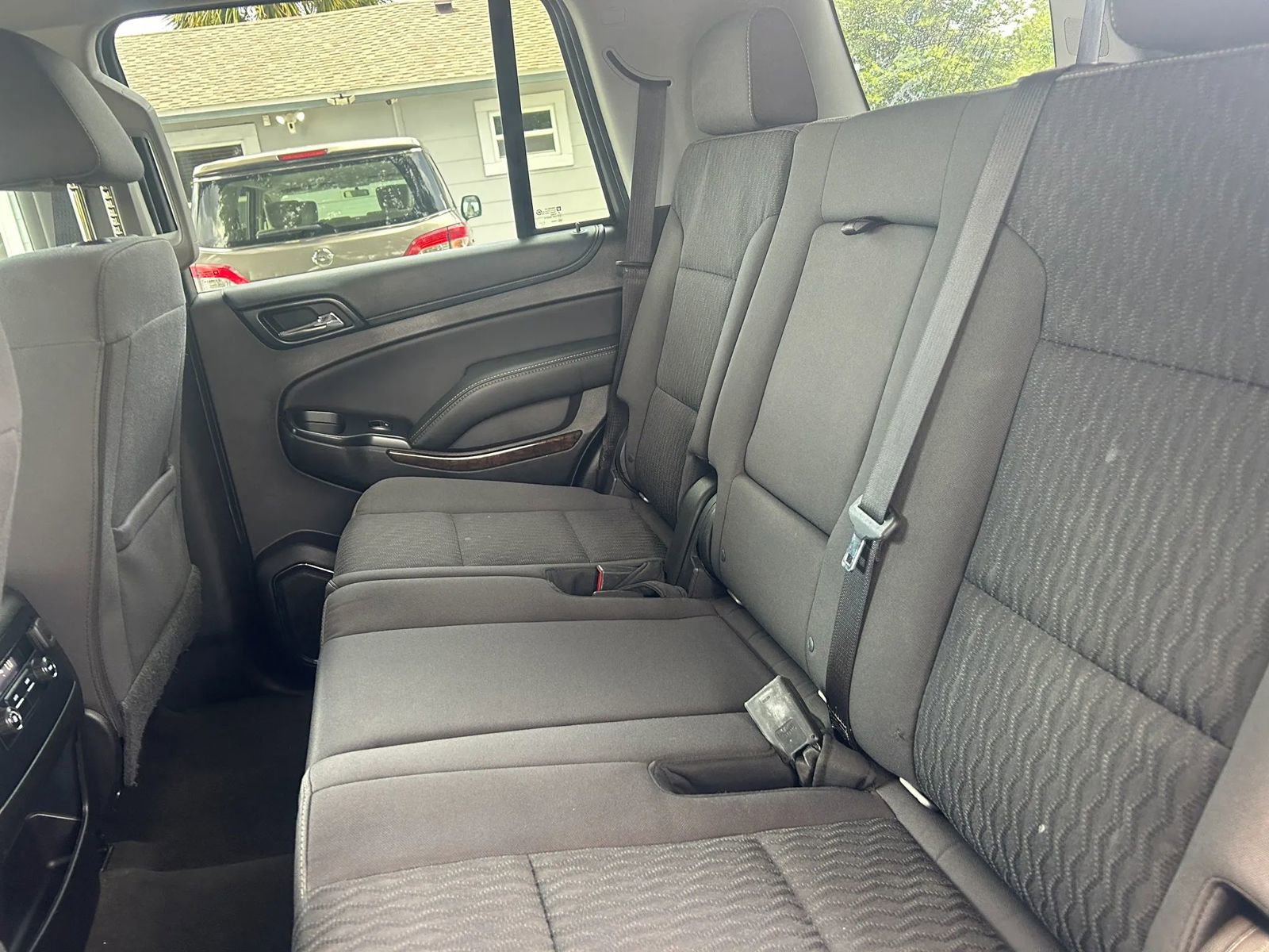Used 2017 Chevrolet Tahoe LS w/ All-Season Package RWD image 4