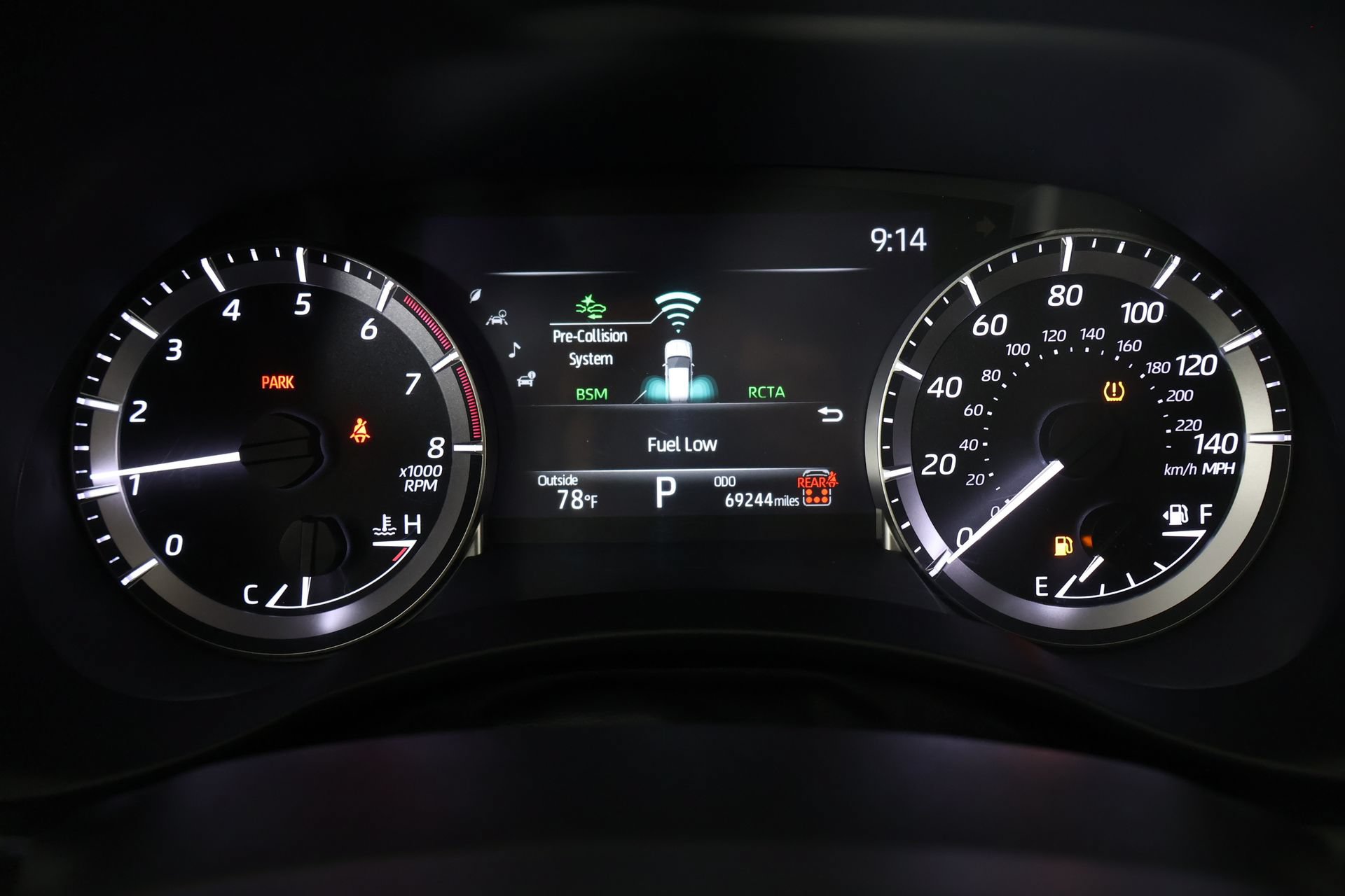 Used 2024 Toyota Highlander XLE AWD/4WD image 4