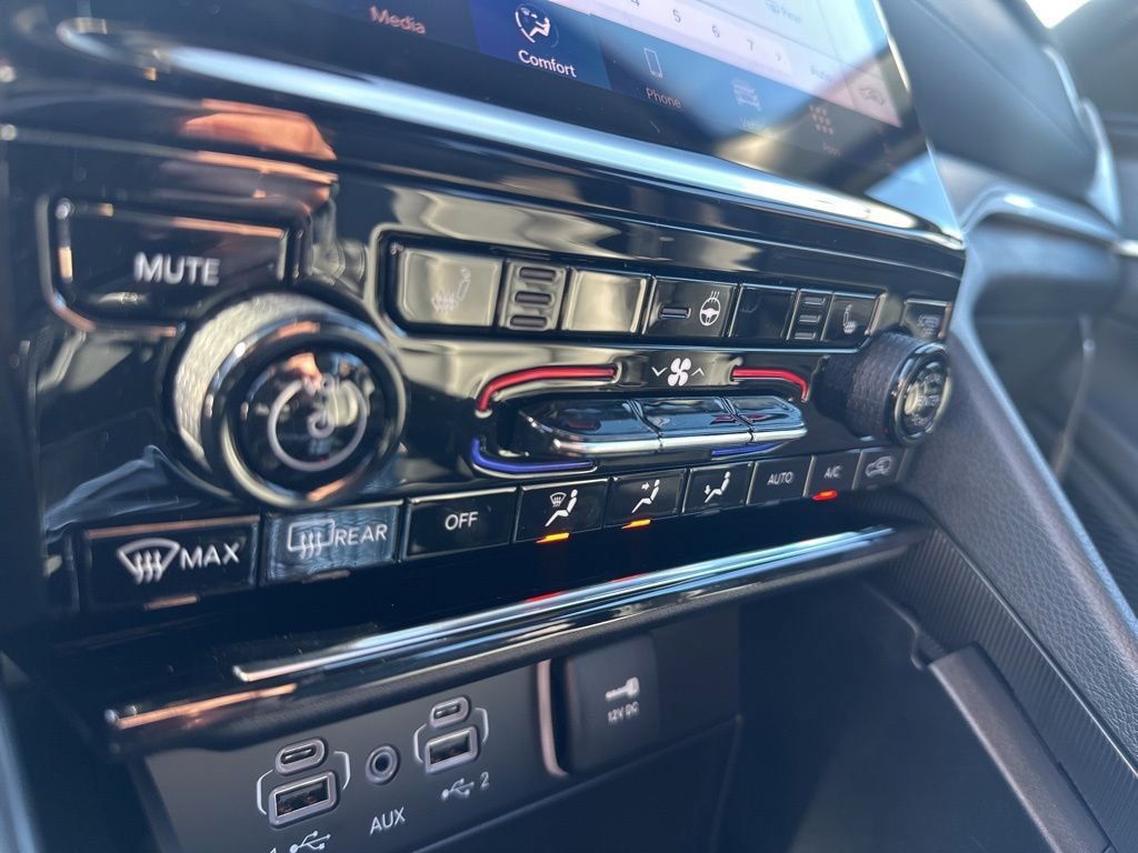 New 2025 Jeep Grand Cherokee L Limited image 24