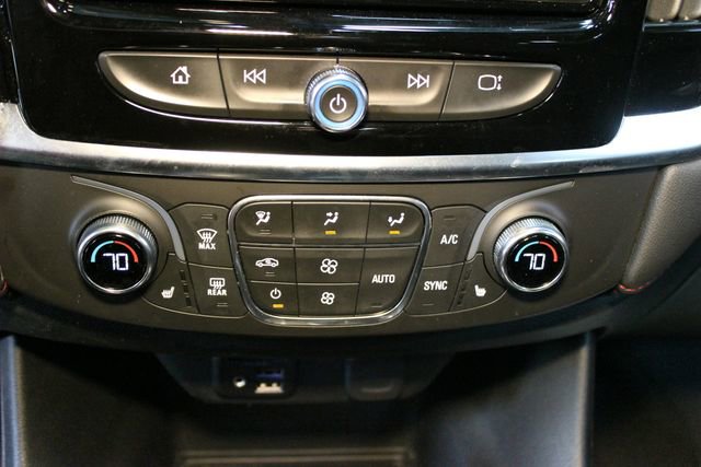 Used 2022 Chevrolet Traverse RS AWD/4WD image 28