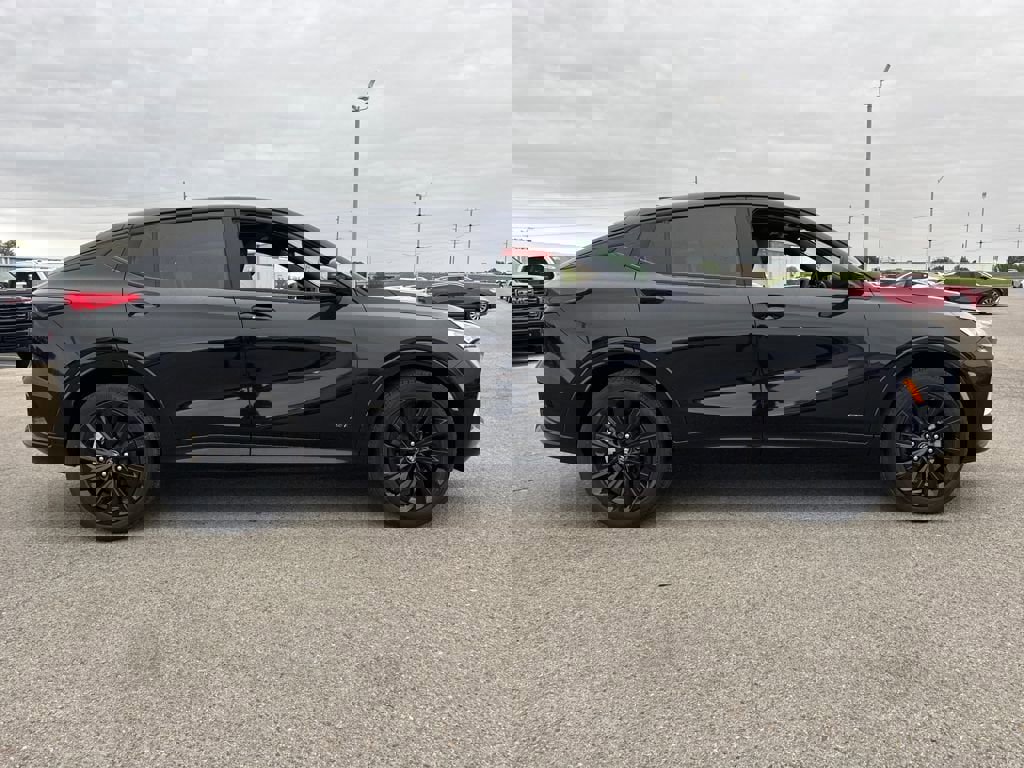 New 2026 Buick Envista Sport Touring image 7