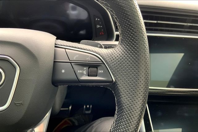 Used 2023 Audi SQ7 Premium Plus w/ Executive Package image 22