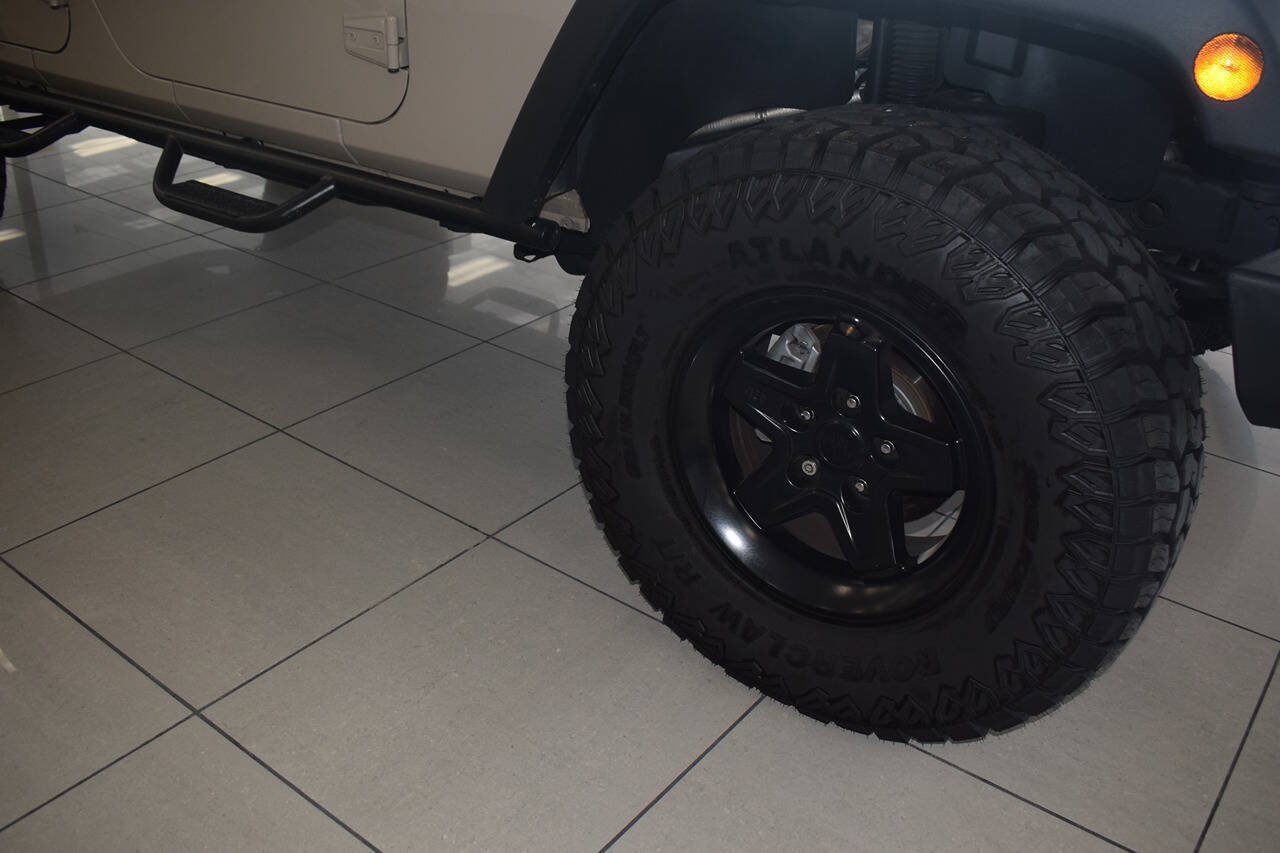 Used 2016 Jeep Wrangler Unlimited Sport w/ Quick Order Package 24S AWD/4WD image 9