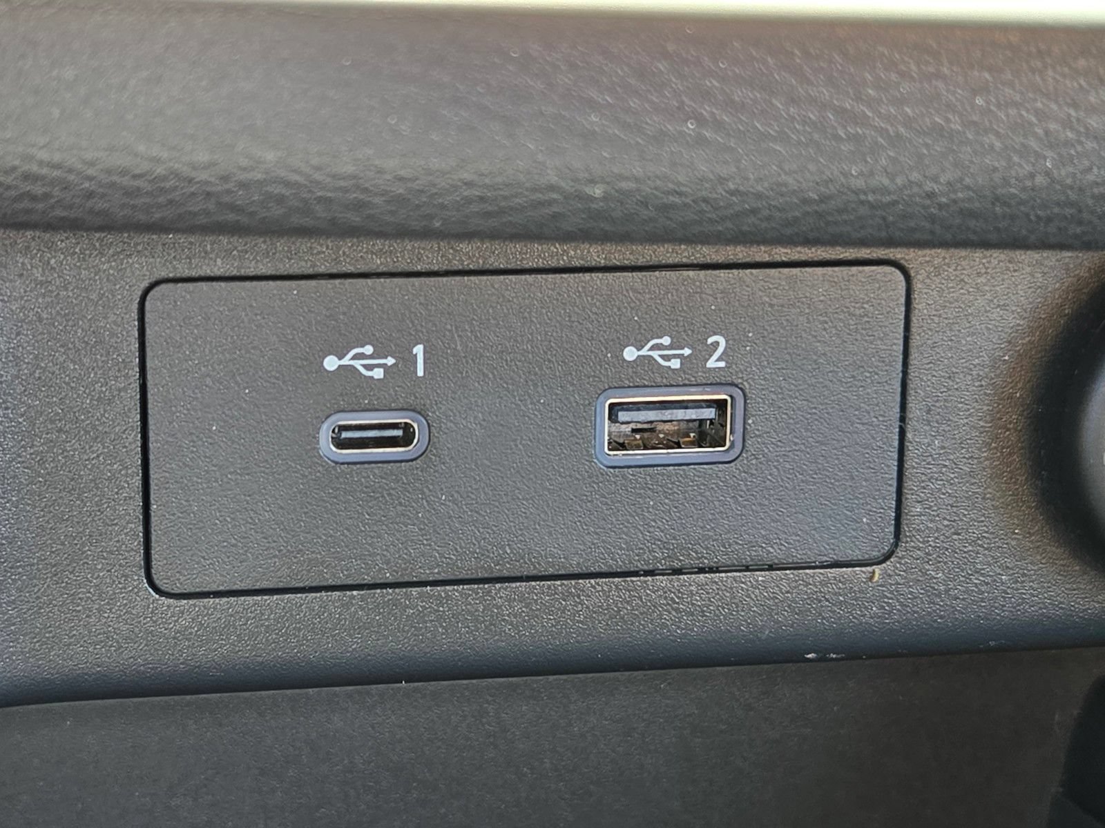 Used 2023 Nissan Rogue SL FWD image 28
