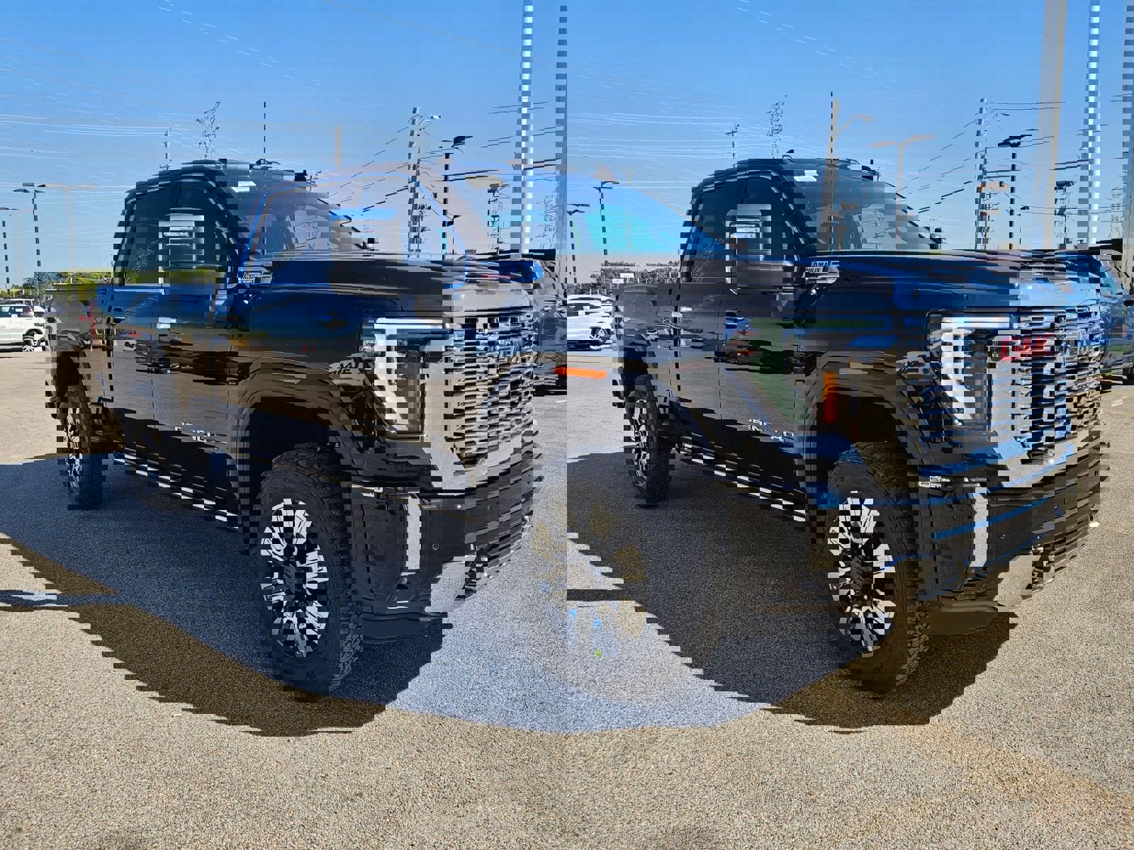 New 2026 GMC Sierra 2500 Denali w/ Denali Reserve Package image 8