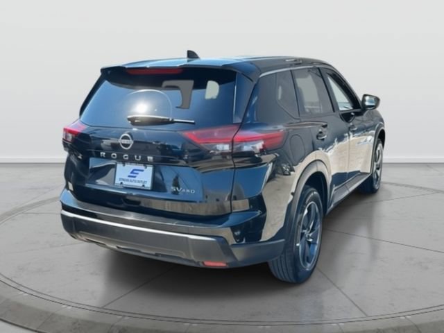 Used 2024 Nissan Rogue SV image 6