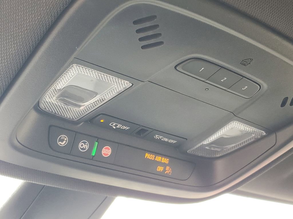 Certified 2023 Chevrolet Traverse LT image 20