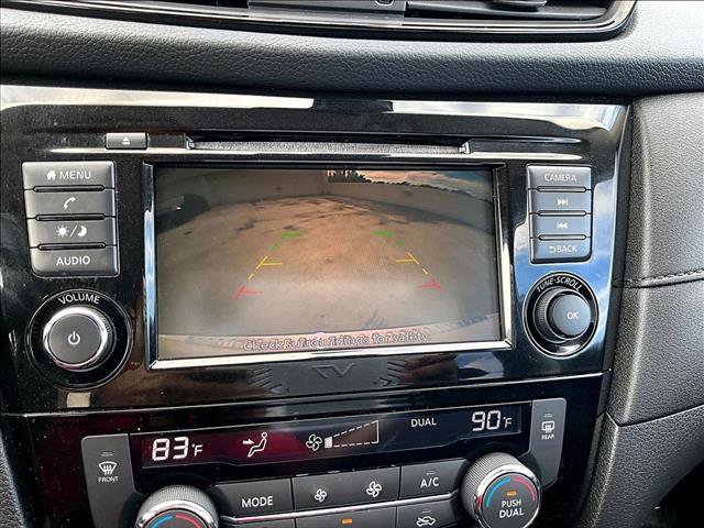 Used 2020 Nissan Rogue SV image 23