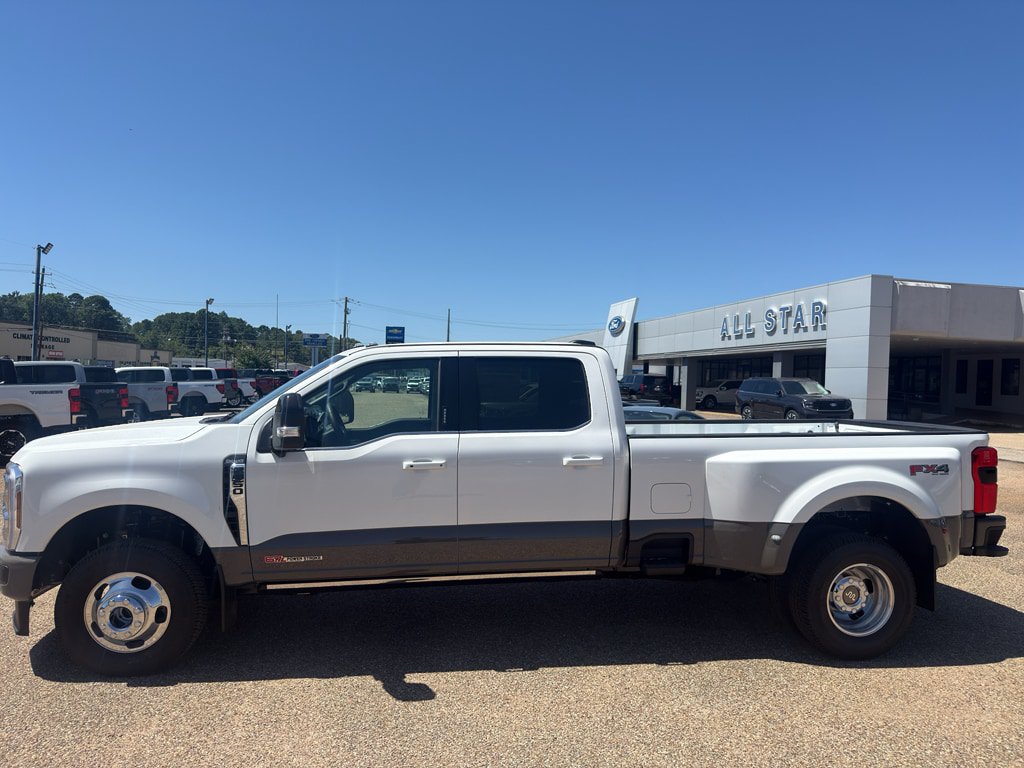 New 2026 Ford F350 King Ranch AWD/4WD image 2