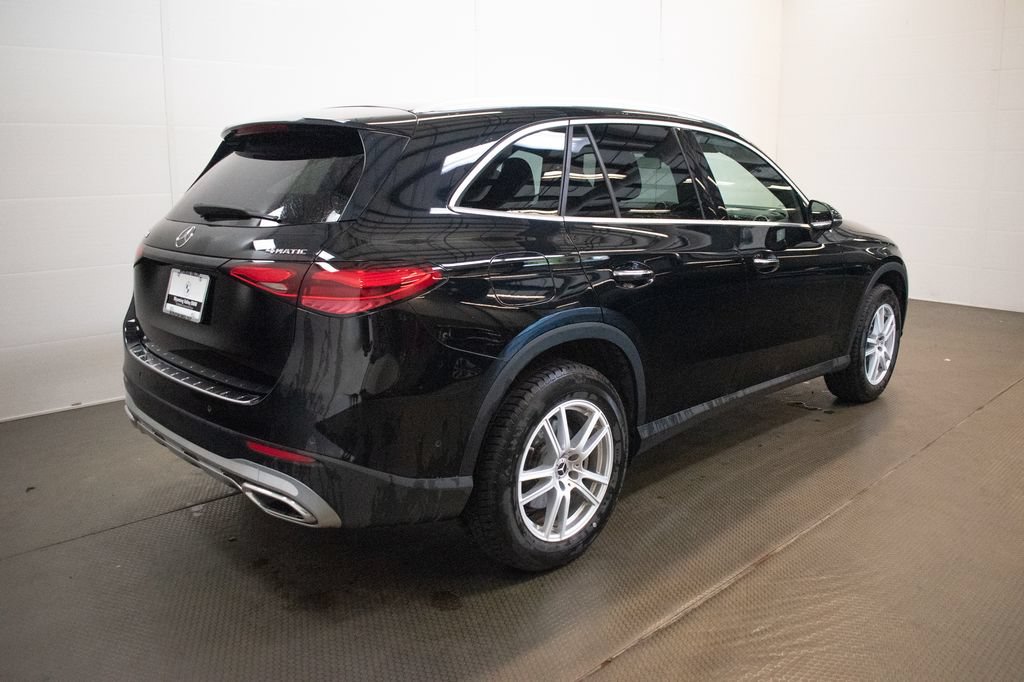 Used 2023 Mercedes-Benz GLC 300 4MATIC image 4