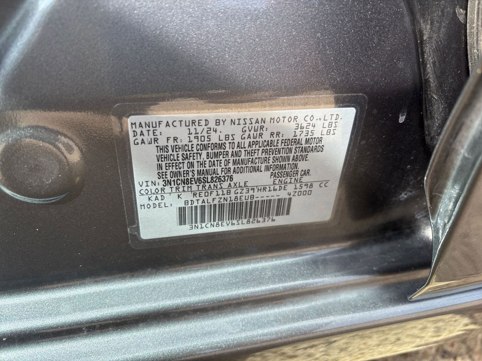 Used 2025 Nissan Versa SV FWD image 27