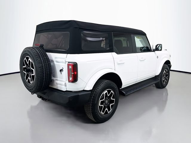 Used 2025 Ford Bronco Outer Banks image 7