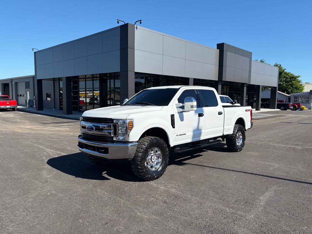 Used 2019 Ford F250 XLT AWD/4WD image 6