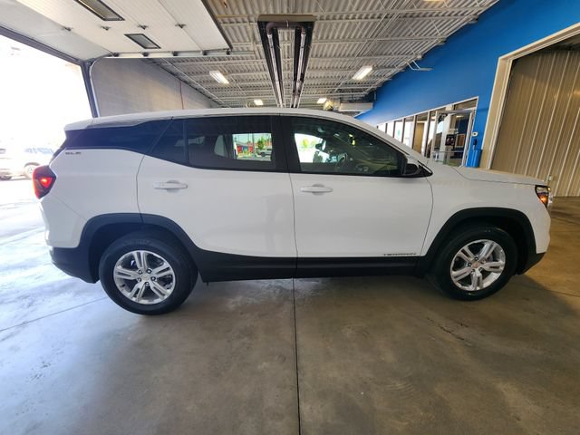Certified 2024 GMC Terrain SLE AWD/4WD image 5