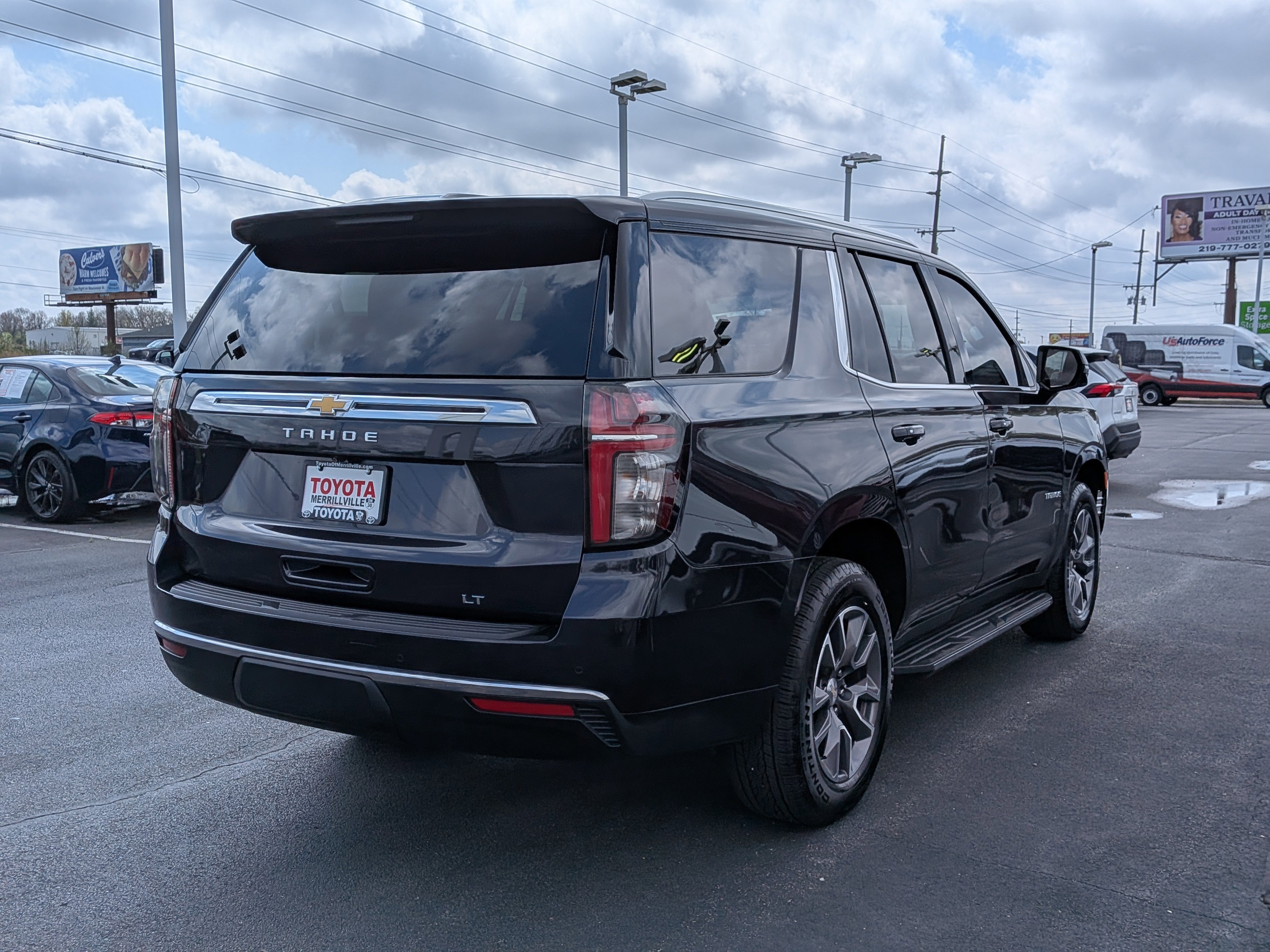 Used 2022 Chevrolet Tahoe LT w/ Luxury Package AWD/4WD image 8