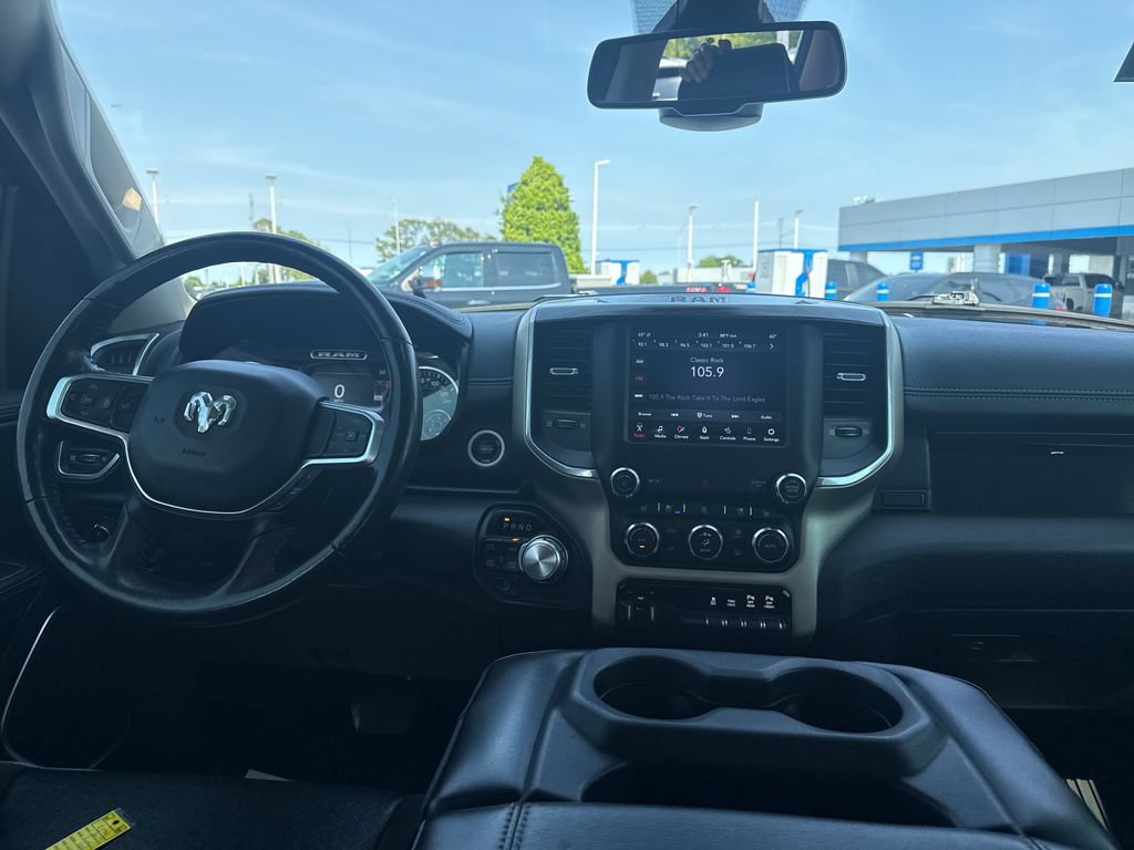 Used 2020 RAM 1500 Laramie AWD/4WD image 15