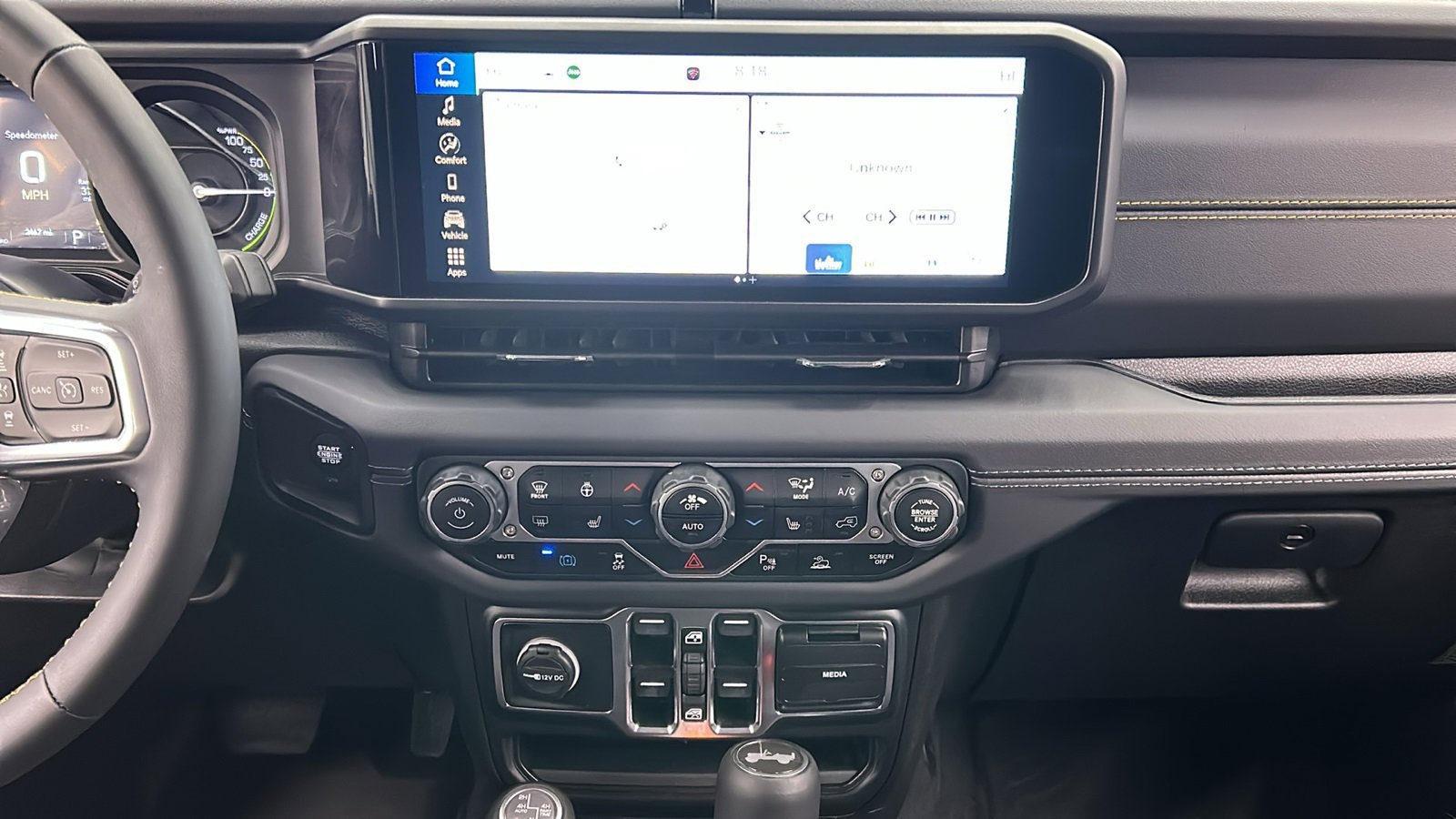 Used 2024 Jeep Wrangler Unlimited Sahara w/ Safety Group image 20