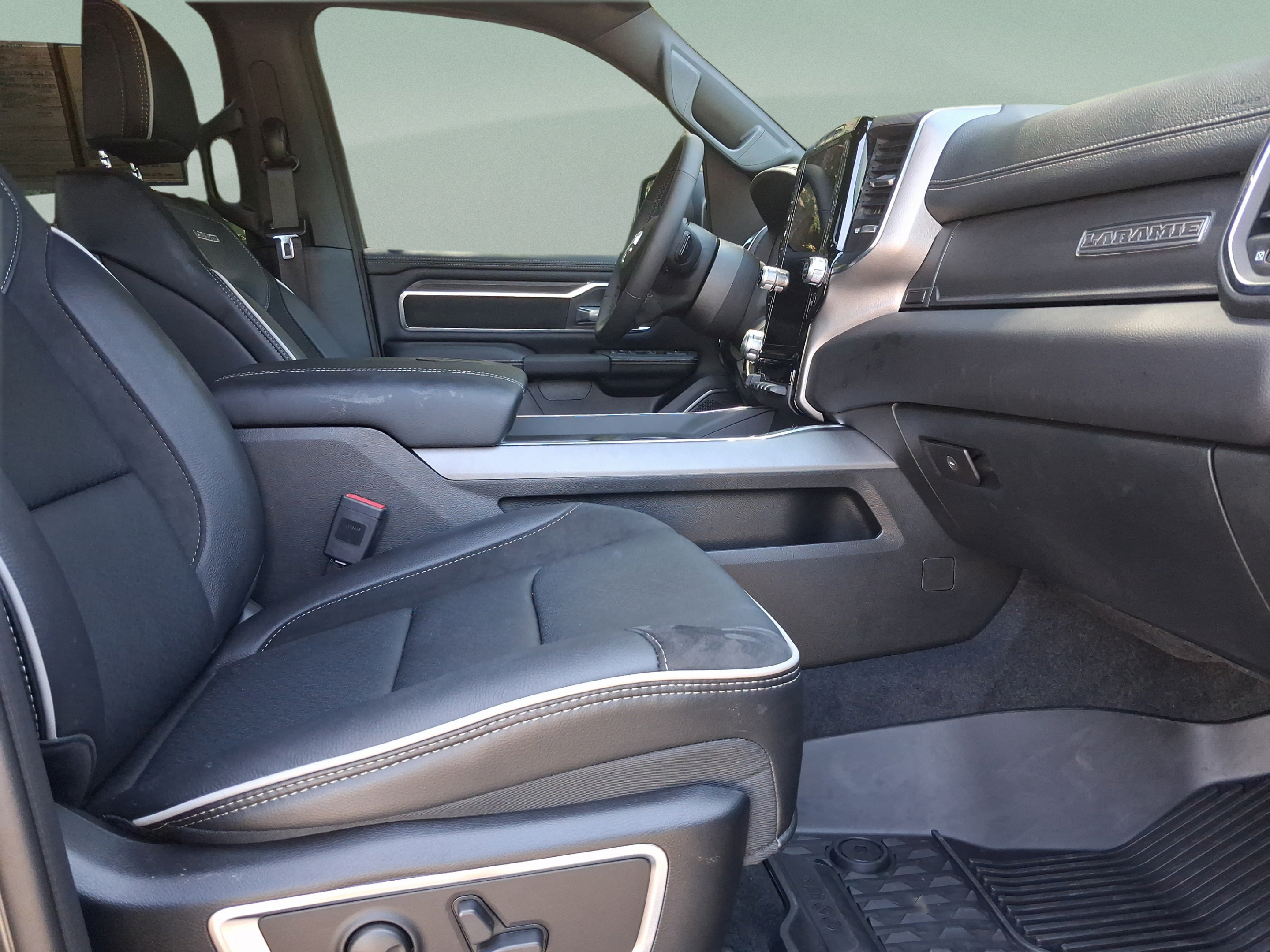 Used 2026 RAM 1500 Laramie w/ Laramie Preferred Package AWD/4WD image 31