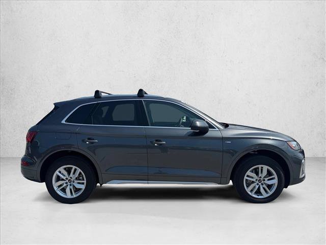 Used 2023 Audi Q5 2.0T Premium w/ Convenience Package AWD/4WD image 4