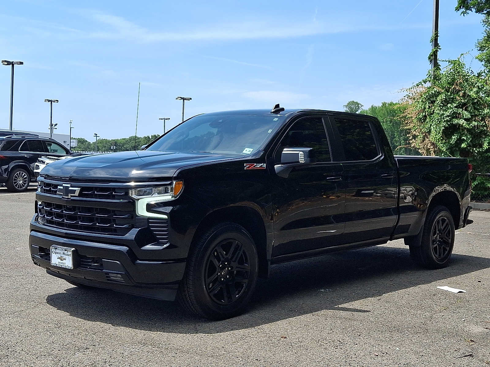 Used 2023 Chevrolet Silverado 1500 RST AWD/4WD image 3