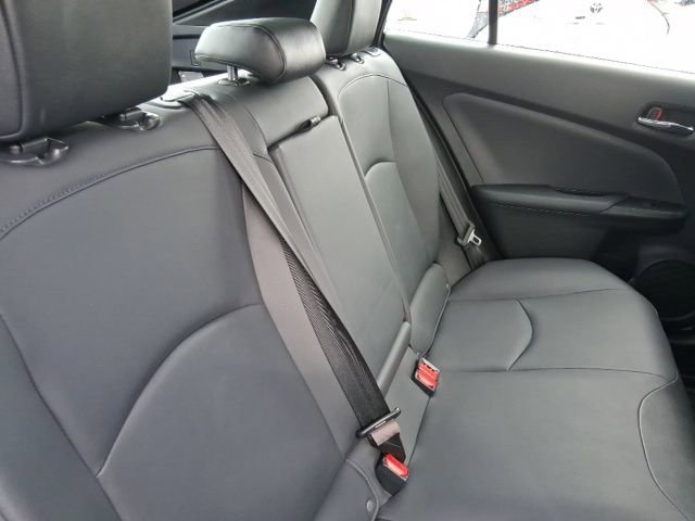 Used 2020 Toyota Prius XLE AWD/4WD image 11