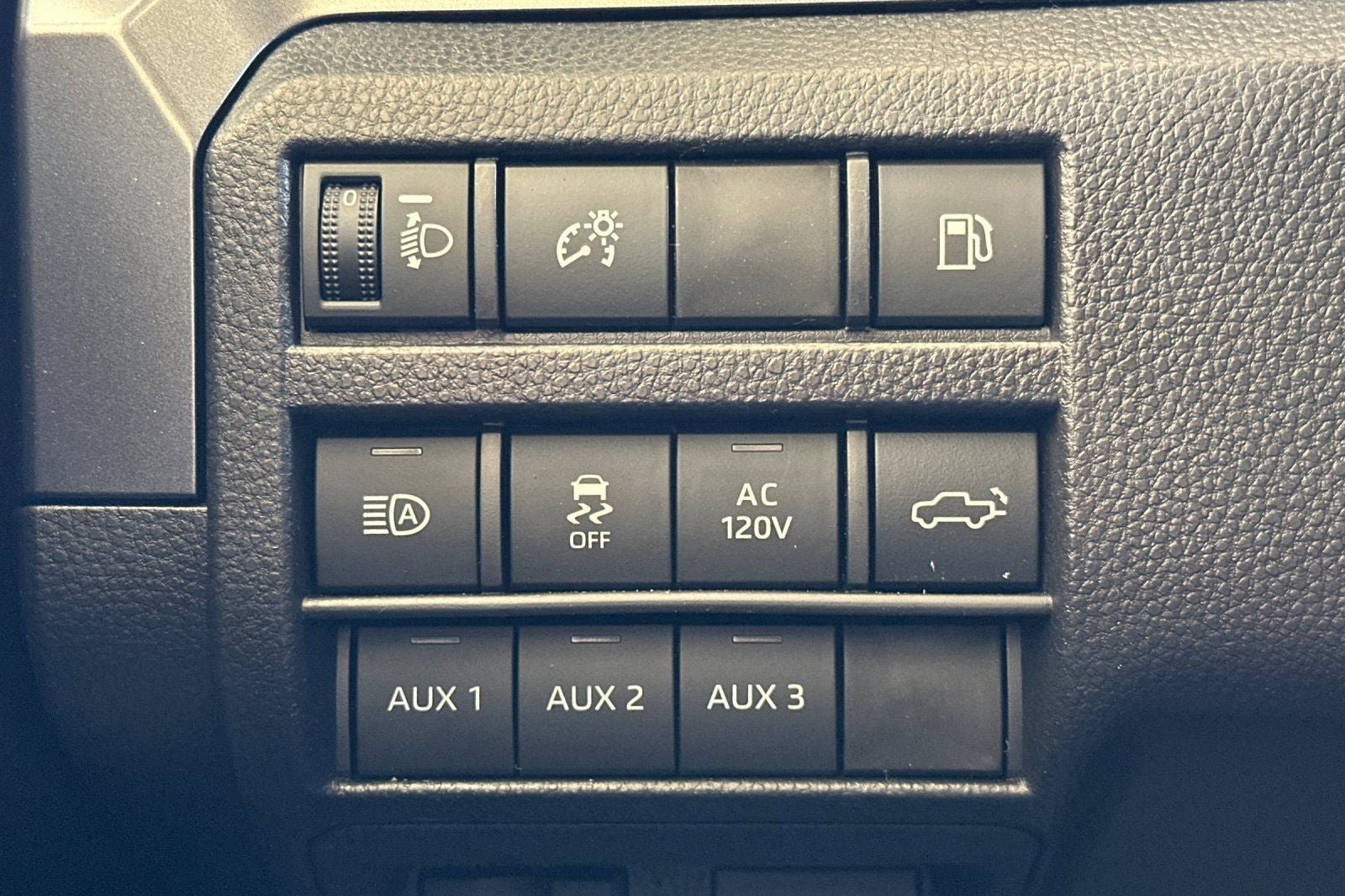 New 2026 Toyota Tacoma TRD Off-Road AWD/4WD image 30