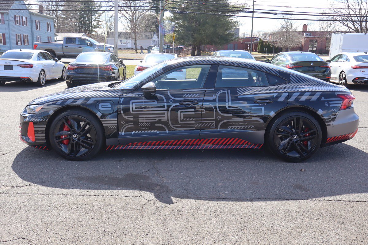 Used 2023 Audi RS e-tron GT image 8