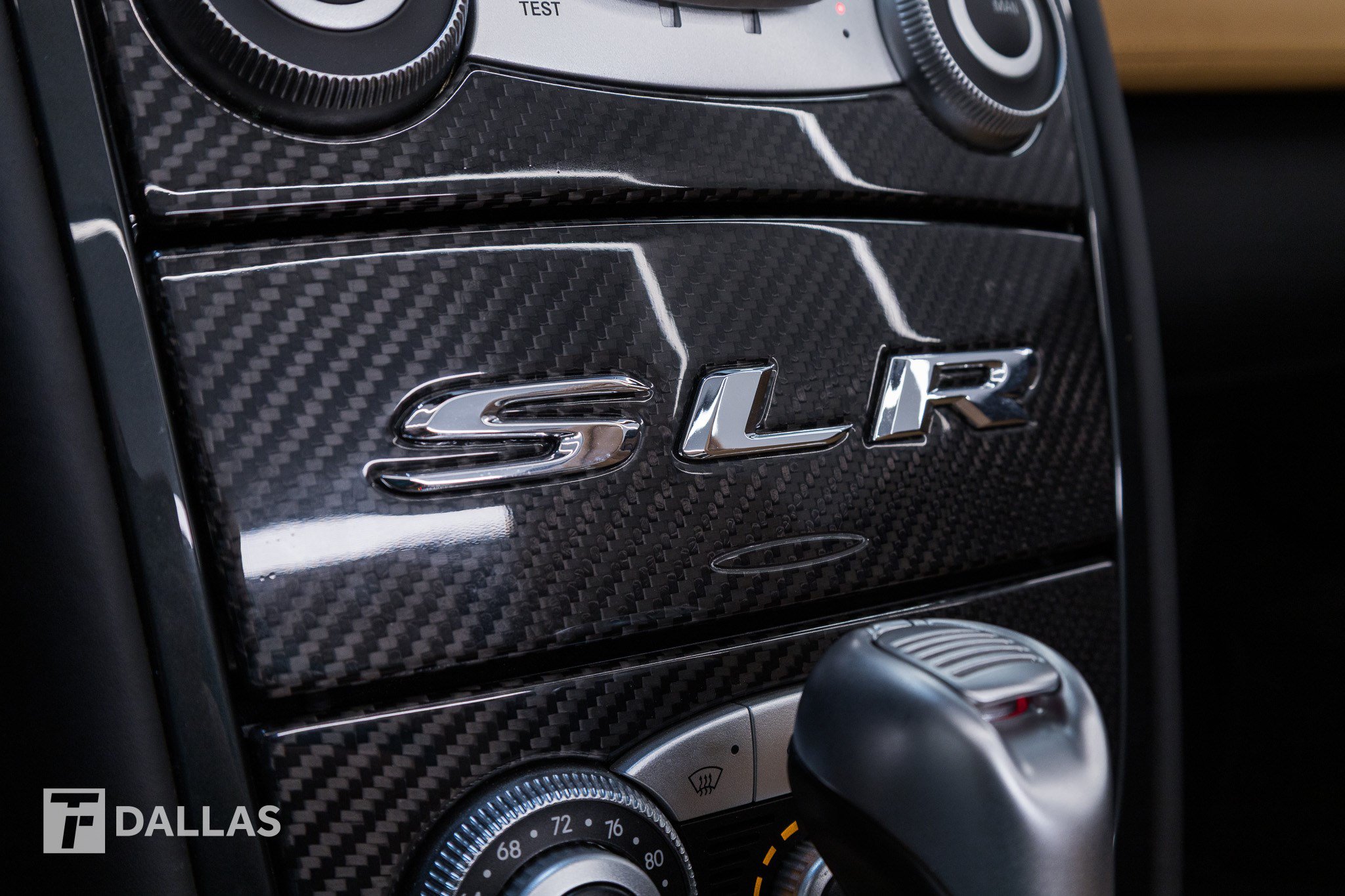 Used 2008 Mercedes-Benz SLR image 34
