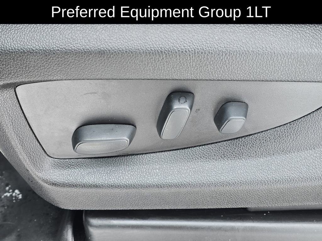 Used 2018 Chevrolet Silverado 1500 LT w/ All Star Edition image 7