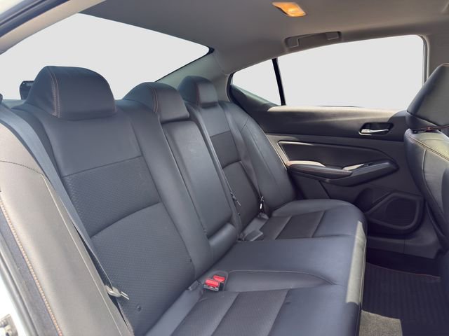 Used 2020 Nissan Altima 2.5 SR w/ Premium Package FWD image 18