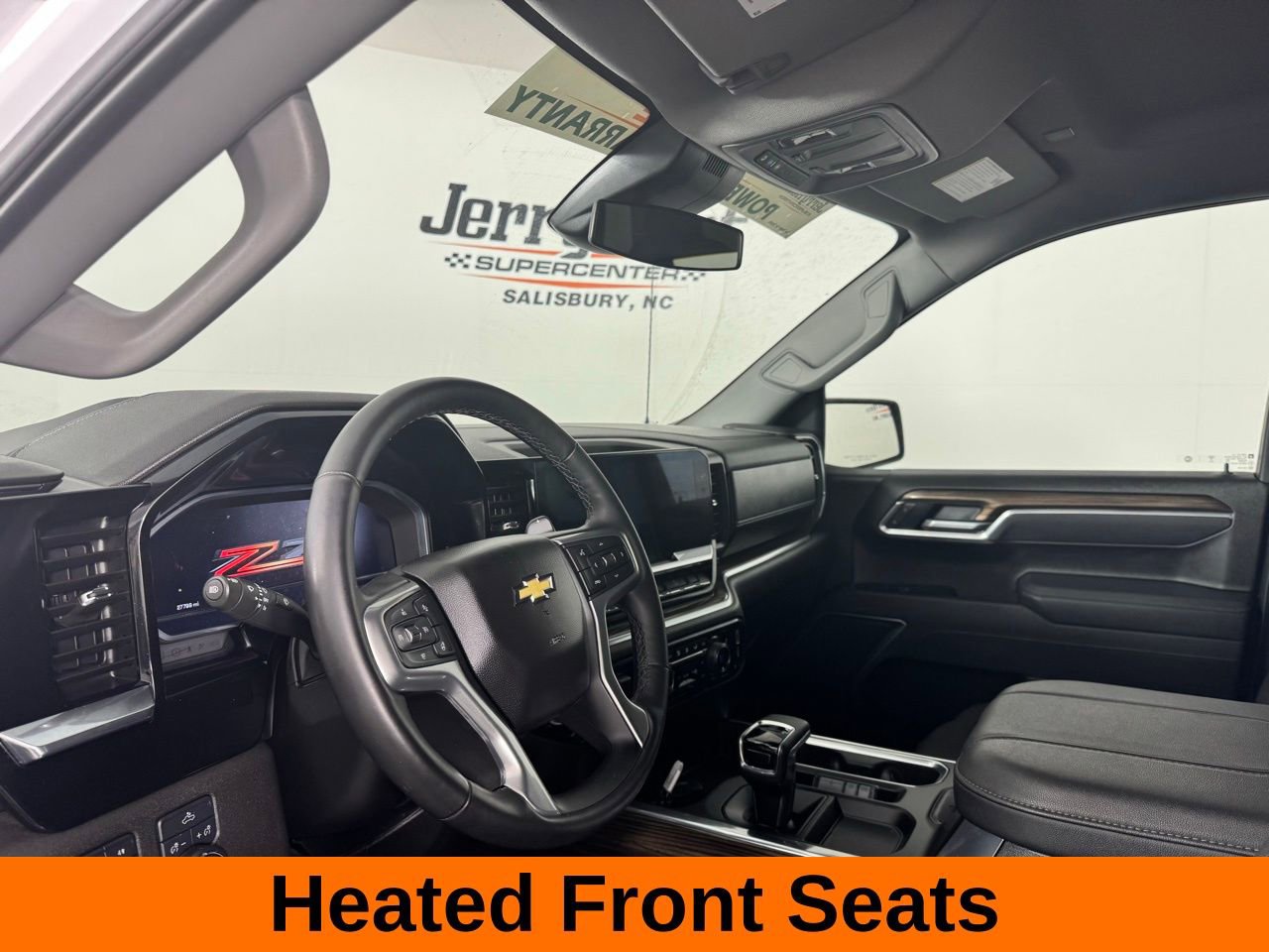 Used 2025 Chevrolet Silverado 1500 LT AWD/4WD image 12
